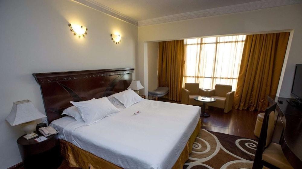 Al Jawhara Metro Hotel 2*