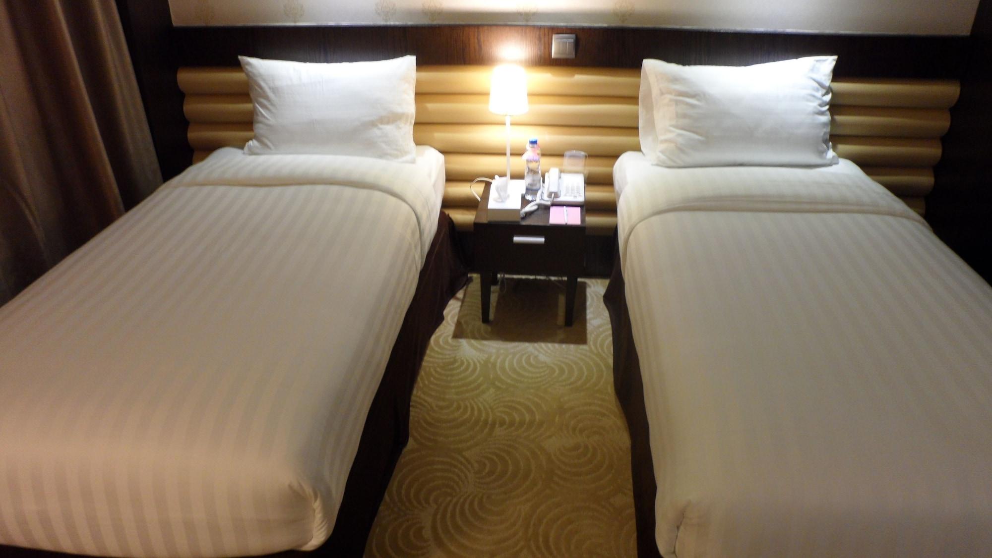 Deira Hotell 2*