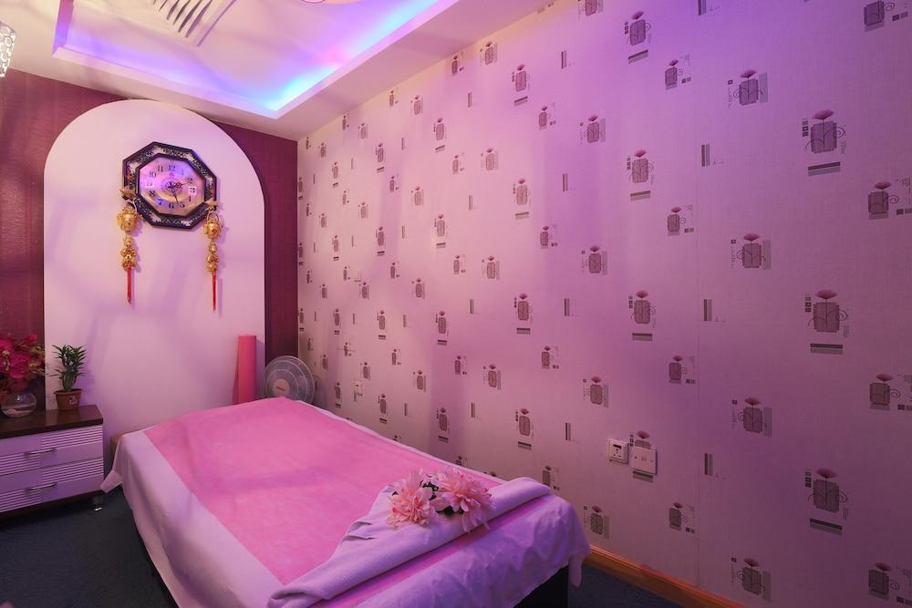 Hotel Eureka 2*