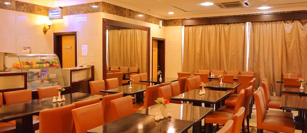 Icon Apartahotel