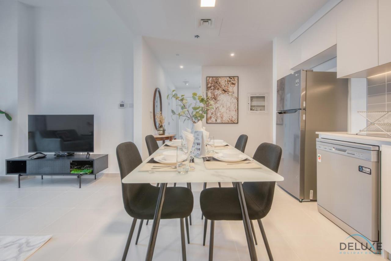 Apartment Fancy 2br At Hayat Boulevard 2a Town Square By Deluxe Dubai