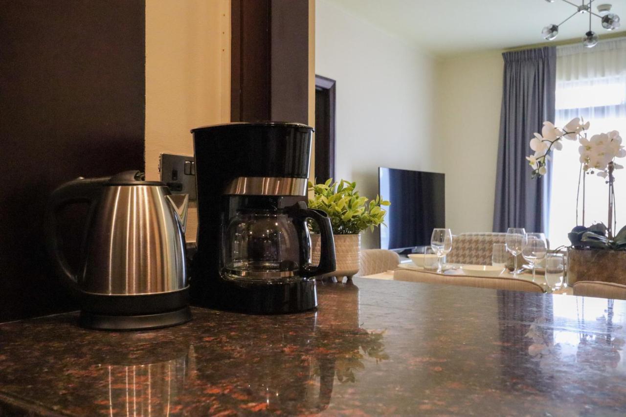 Appartement Higuests - Charming With Private Balcony Near Mall