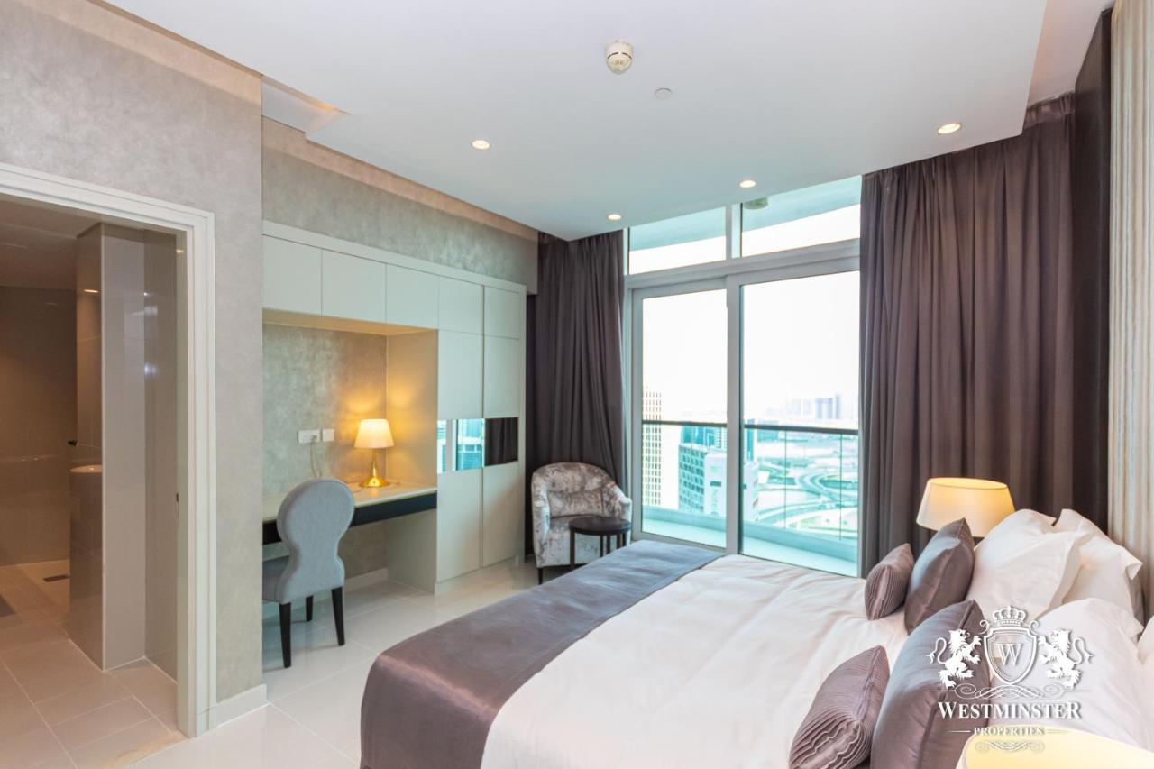 Westminster Upper Crest Apartment *