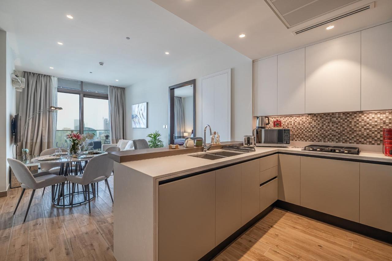 Dashing 1br With Full Marina Waterfront View Dubaï