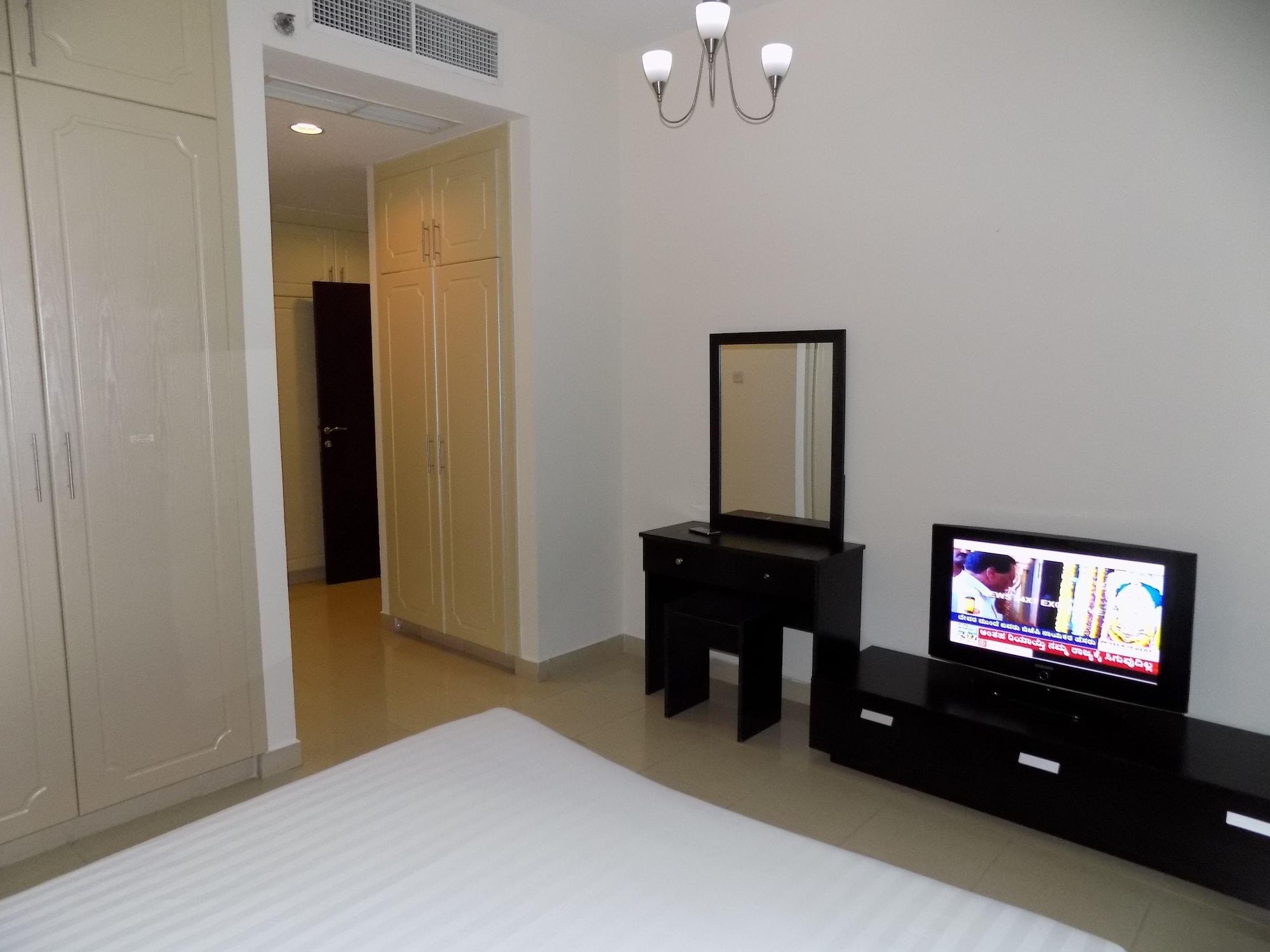 Fortune Classic Apartment, Airport ,near Dafza Metro Station Apartahotel 4*
