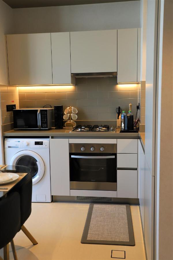 By Latinem Luxury 2br Holiday Cv B1309 Near Burj Khalifa Apartamento Dubái