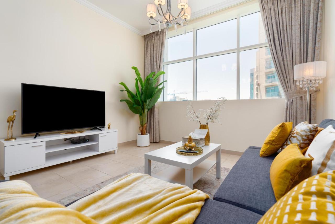 Spacious 2 Beds 5 Min Walk From Mall With Brand New Gym And Rooftop Swimming Pool Appartement