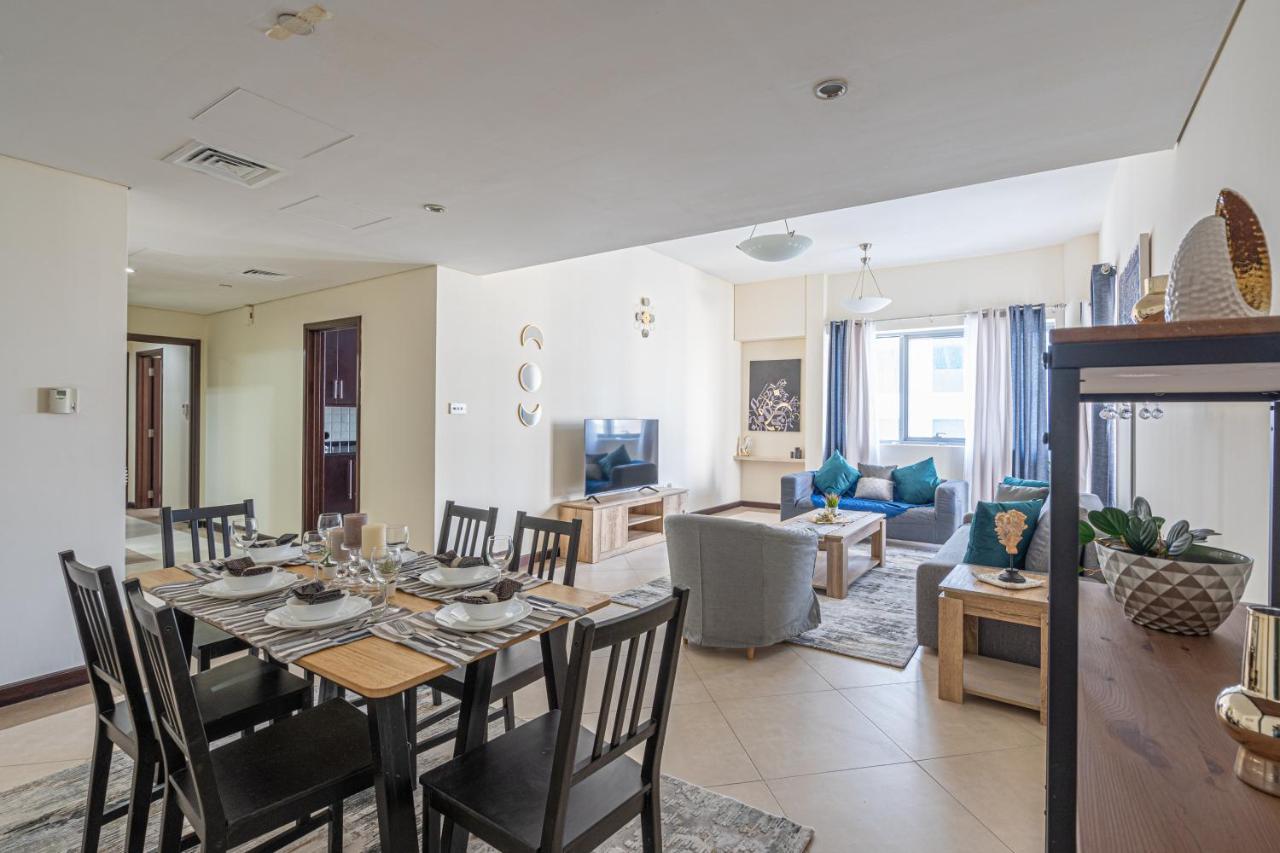 Higuests - Large In The Heart Of Deira Near Clocktower Apartment