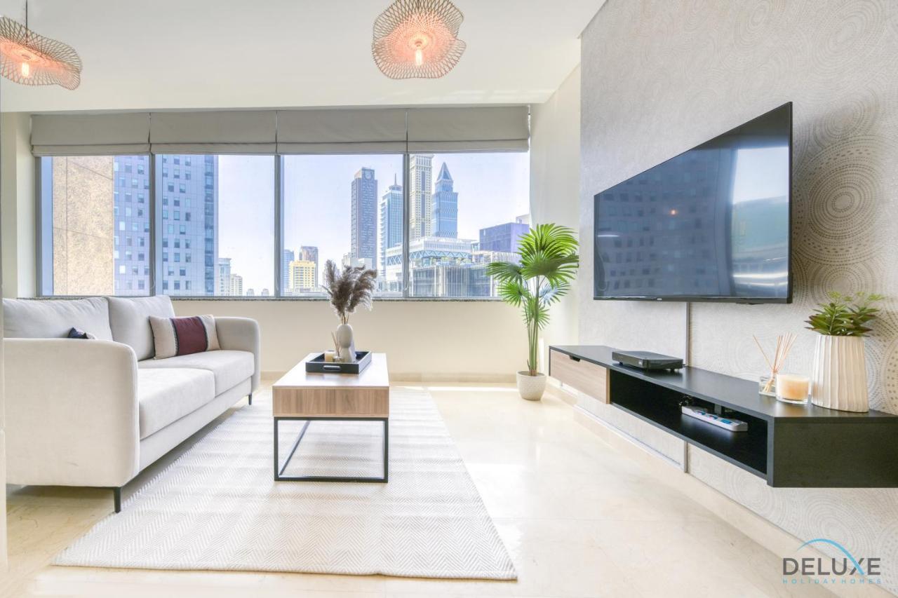 Special Offer Stylish 1br With Pool & Views By Deluxe Homes Apartment