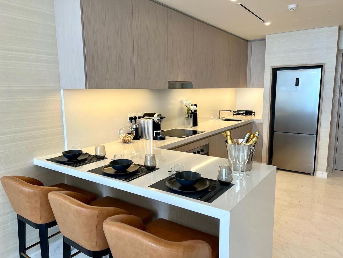 Apartment The Palm Tower - St Regis - The Palm - - Free Airport Pickup