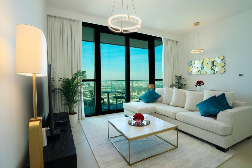 Apartamento Modern And Spacious 1 Bedroom With Direct Access To Mall Ultima Vacation Homes 02 *