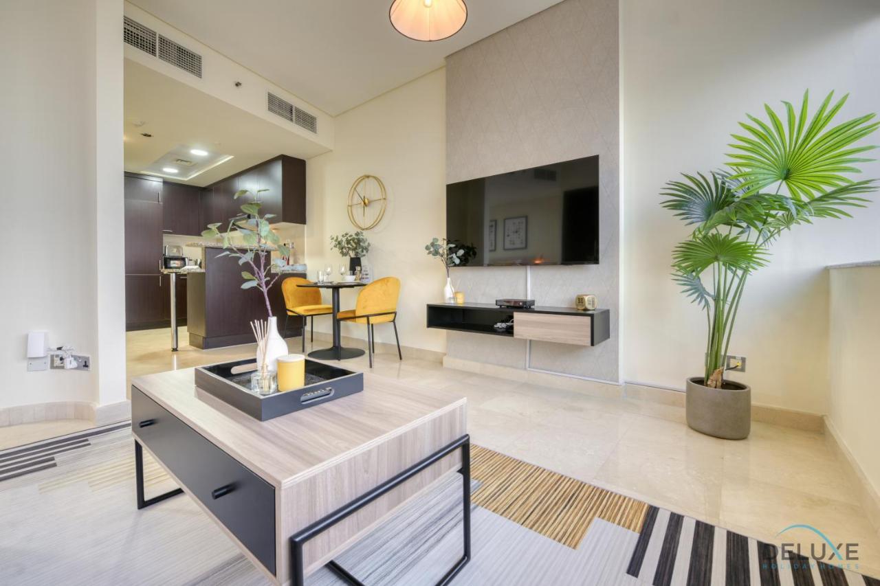Price Cozy 1br With Balcony & Prime Location By Deluxe Homes Appartement Dubaï