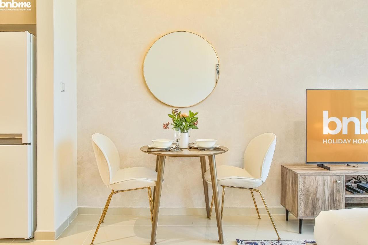 Apartment Elegant Studio At Damac Hills With Trump Golf Course - 1809 Dubai