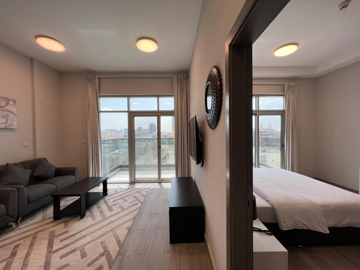 Penrose Place Jvc Apartament *