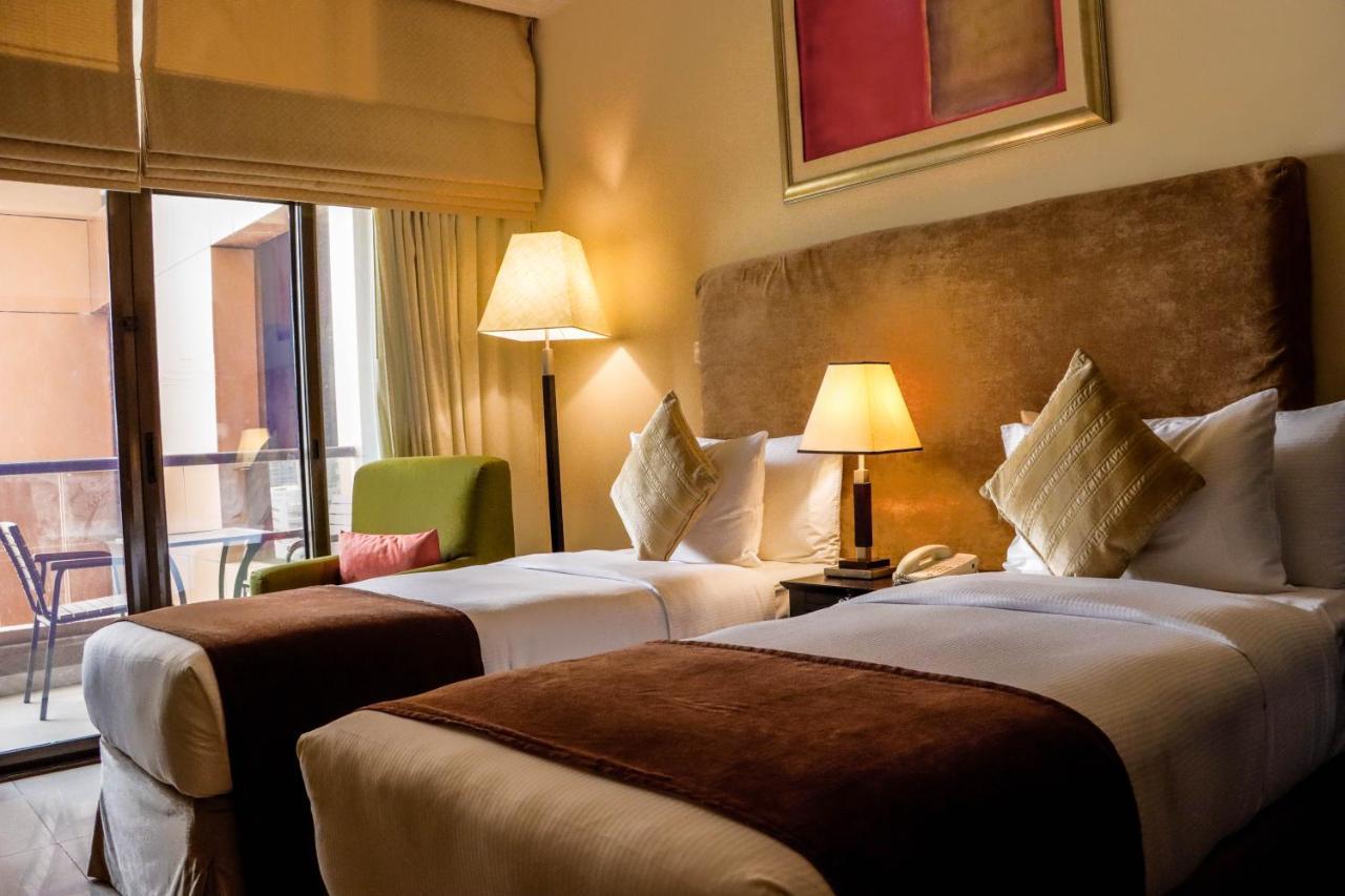 Apartahotel Mercure Barsha Heights Dubái