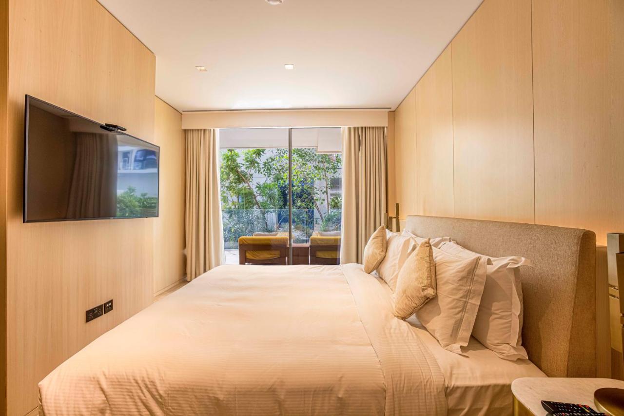 Five Palm Beach Villa- Platinium * Dubai