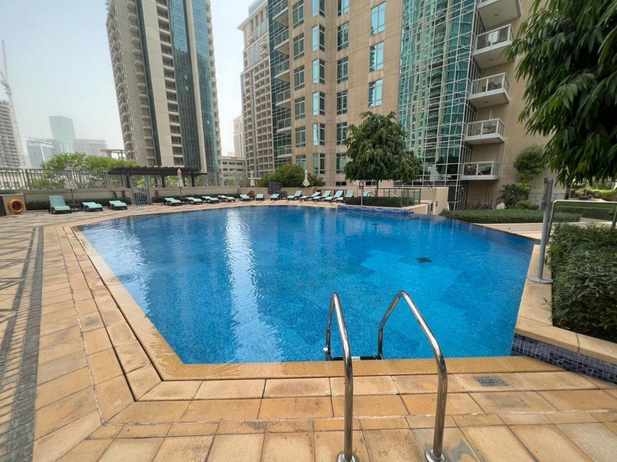 First Class 2br With Full Downtown Skyline View Apartment
