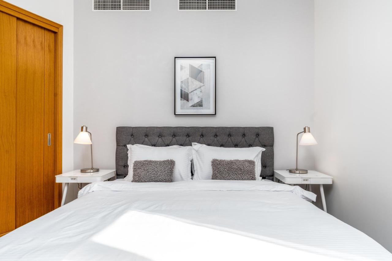 White Sage - Modern And Unique With Fountain Views Apartament *