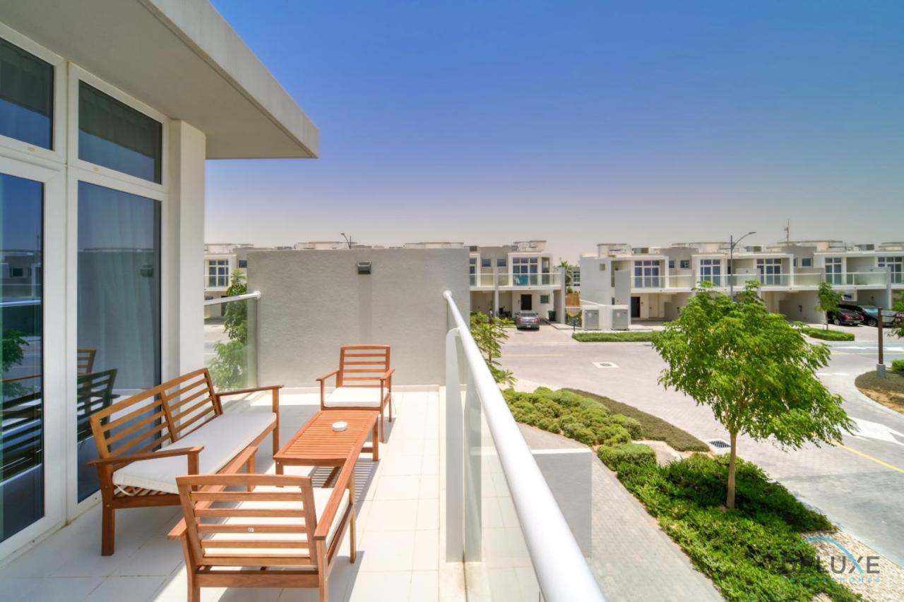 Appartement Cheerful 3br Townhouse At Damac Hills 2, Dubailand By Deluxe Homes *