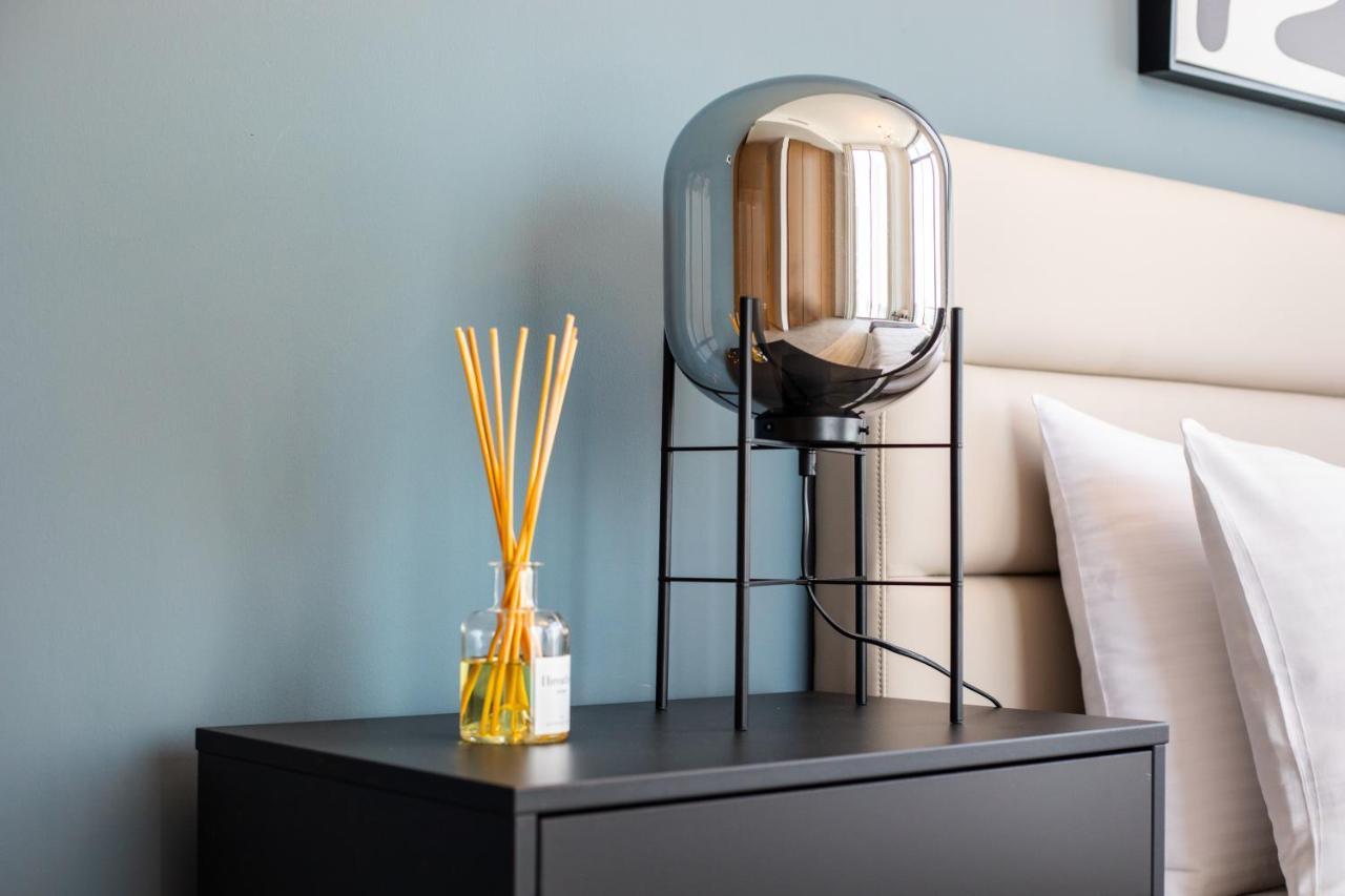 Appartement Eden's Homes & - Millennium Atria Residences