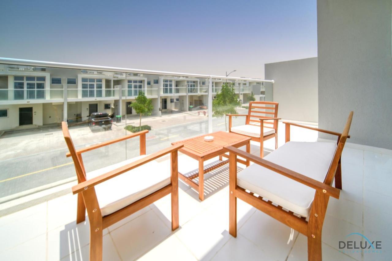 Appartement Cheerful 3br Townhouse At Damac Hills 2, Dubailand By Deluxe Homes