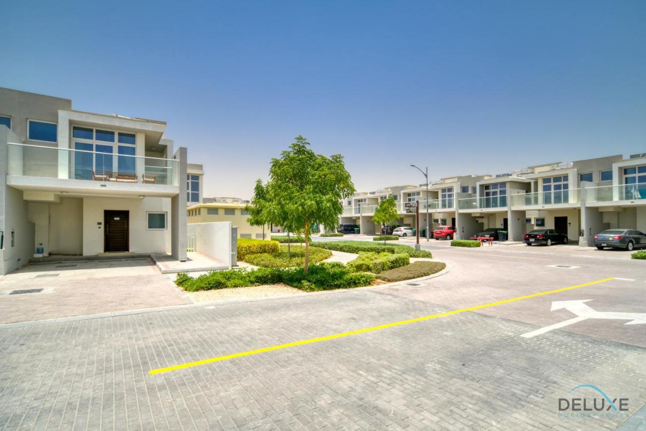 Appartement Cheerful 3br Townhouse At Damac Hills 2, Dubailand By Deluxe Homes Dubai