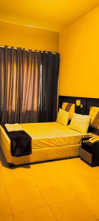 Oyo 902 Prime Llc Hotell Dubai