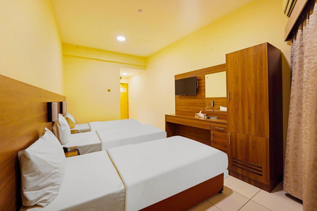 Hotel Oyo 925 Emirates