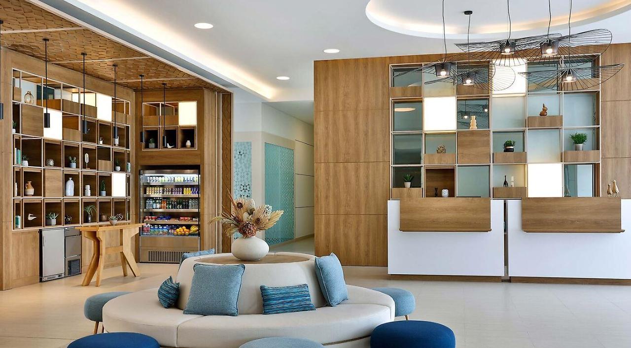 Element Airport Hotel Dubái