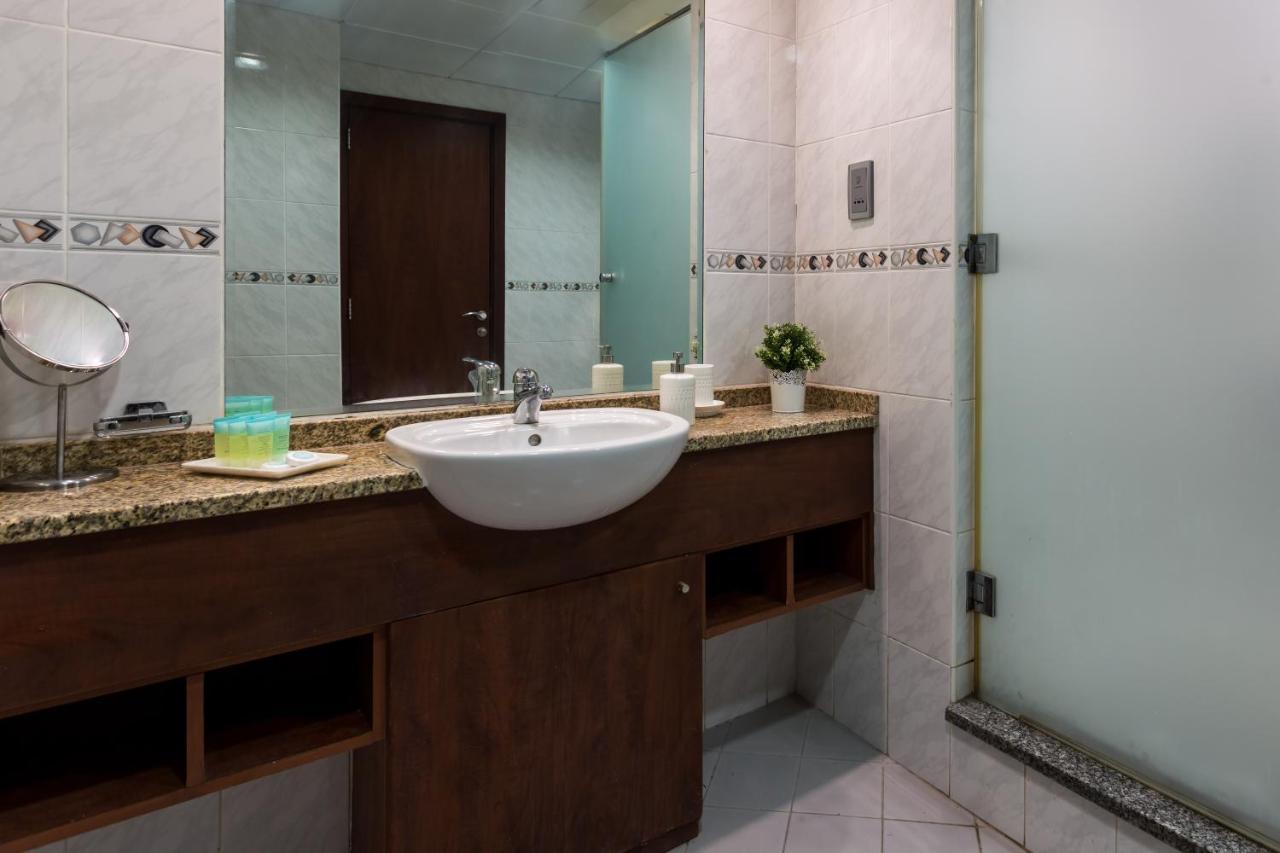 Higuests - Superb Views From 2br In Jlt Lägenhet Dubai