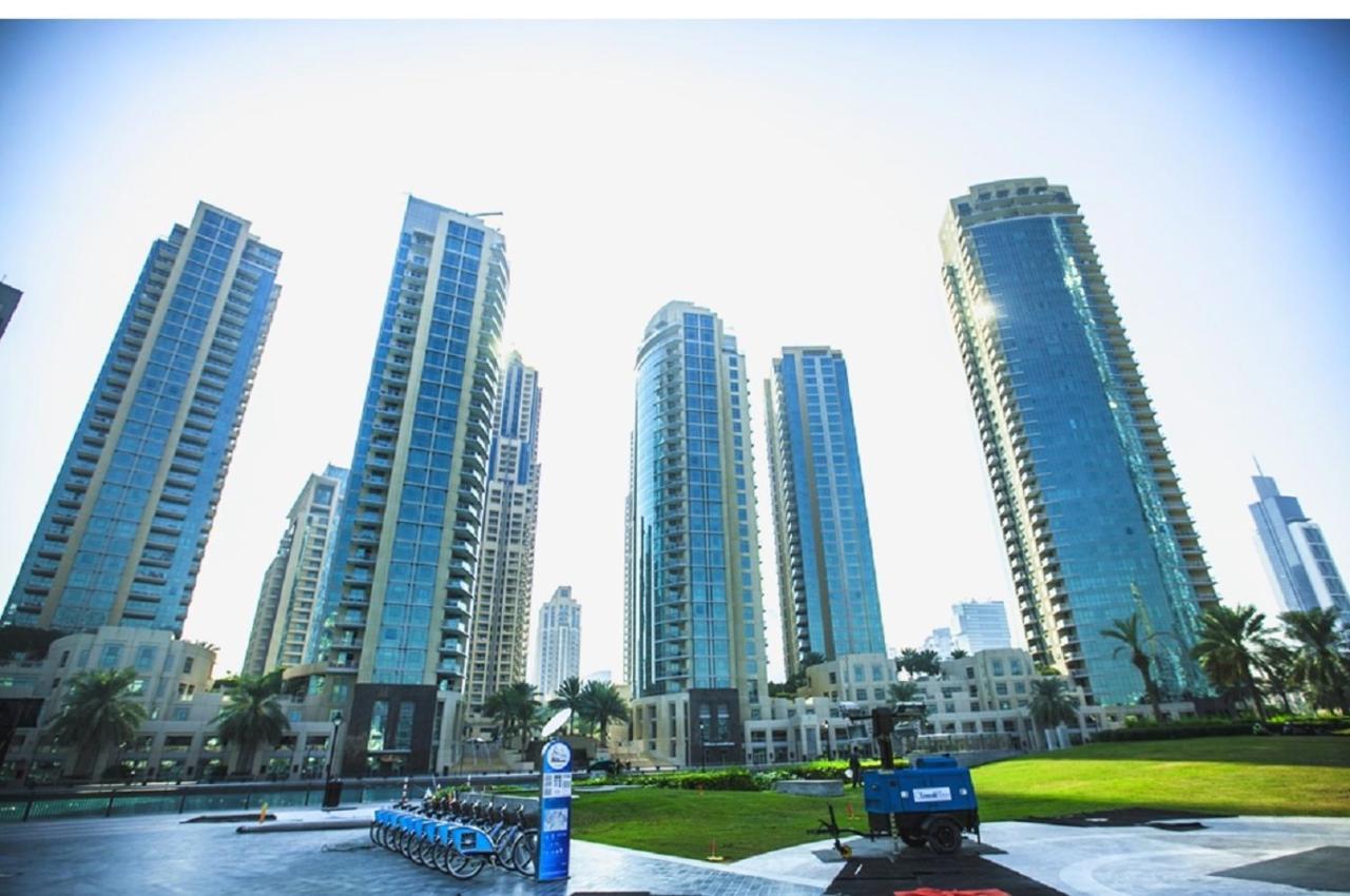 Higuests - Charming Apt With Terrace Facing Burj Khalifa Dubái
