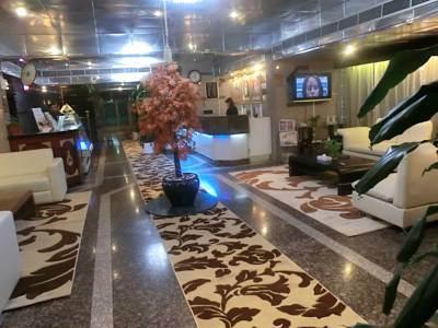 Apartahotel Al Muraqabat Plaza Dubái