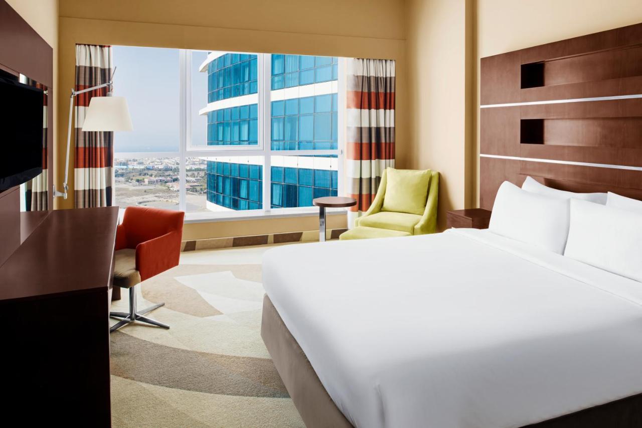 Novotel Al Barsha Dubái
