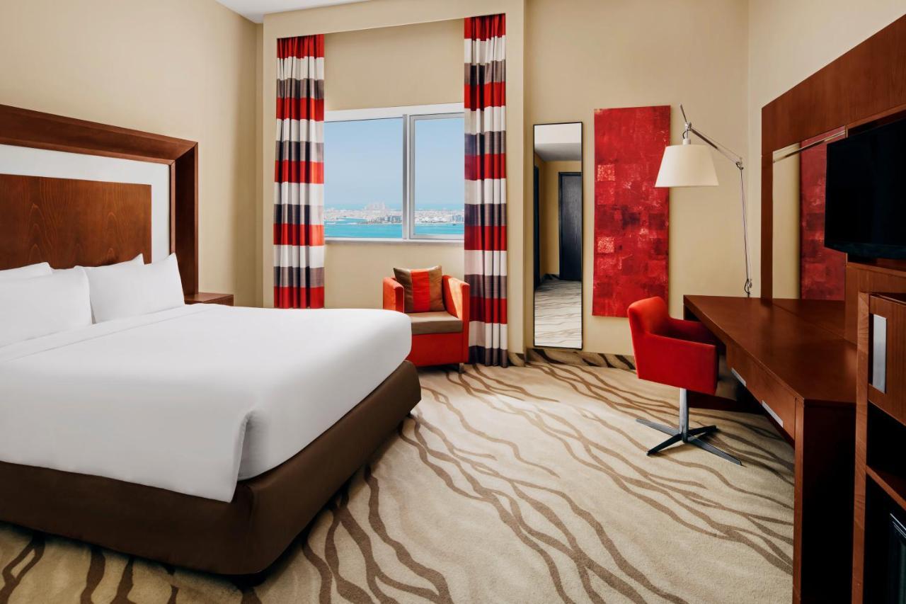 Novotel Al Barsha Dubái