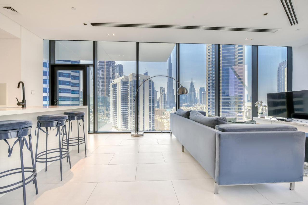 Maison Privee - Luxury With Burj Khalifa Vw & Canal Access * Dubai