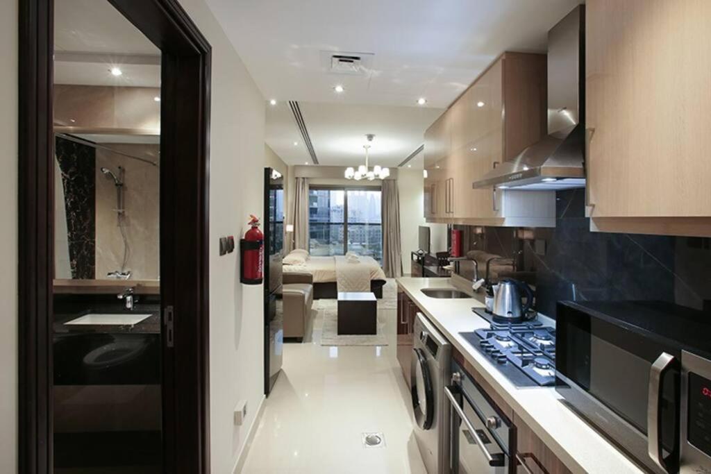 Amazing Studio In Downtown With Burj Khalifa View Dubái