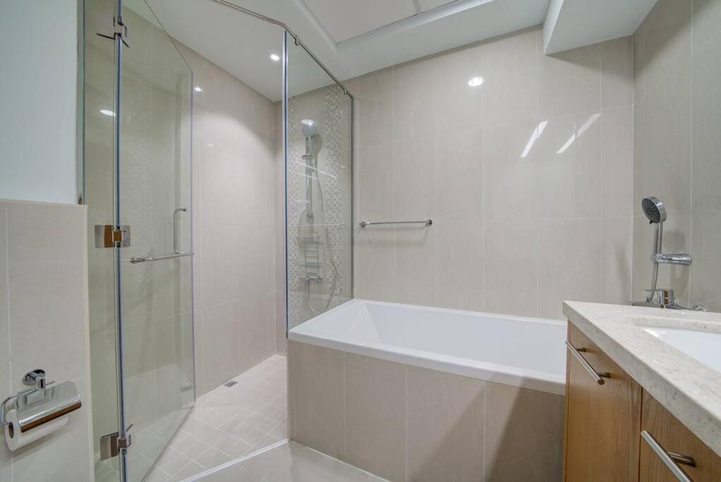 Burj Khalifa View - 2br And Maid - Downtown Appartement Dubai