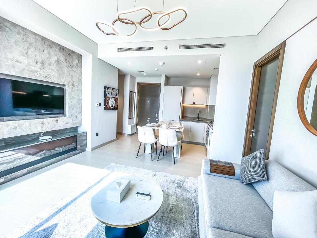 By Latinem Luxury 2br Cv B2513 Near Burj Khalifa Apartamento Dubai