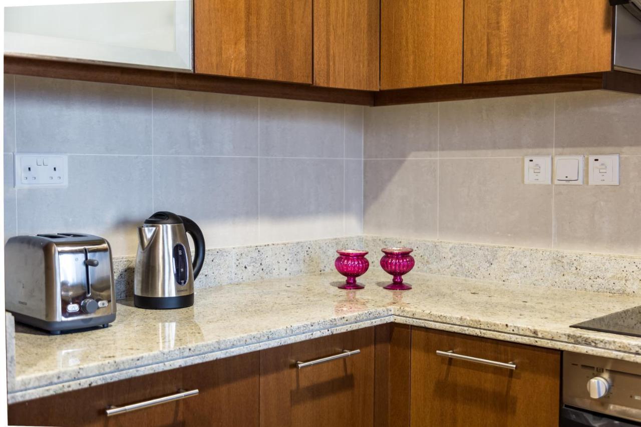 Appartamento Higuests - Luxury Apt With Balcony, Steps From Burj Khalifa *