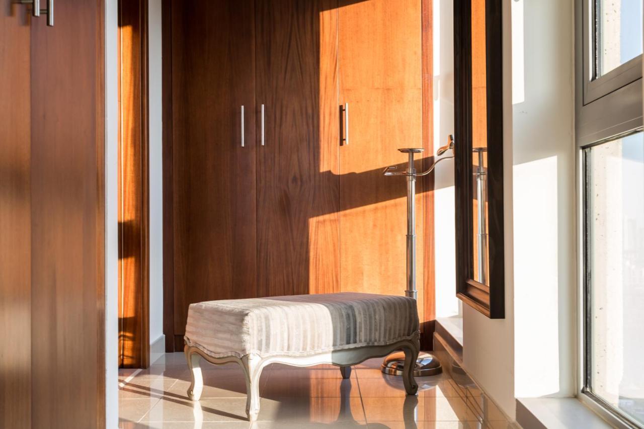 Appartamento Higuests - Luxury Apt With Balcony, Steps From Burj Khalifa *