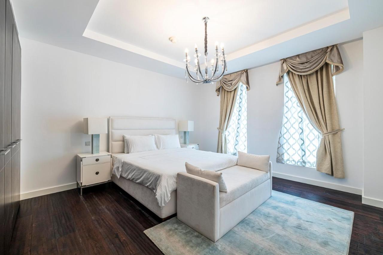 Apartment Central Place 2br Limestone House, Link To Ritz & Gate Ave