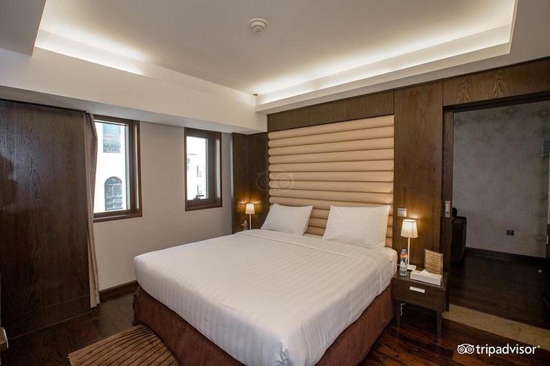 Deira Hotell