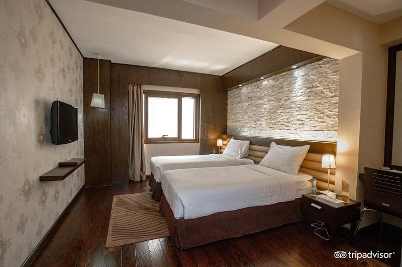 Deira Hotell