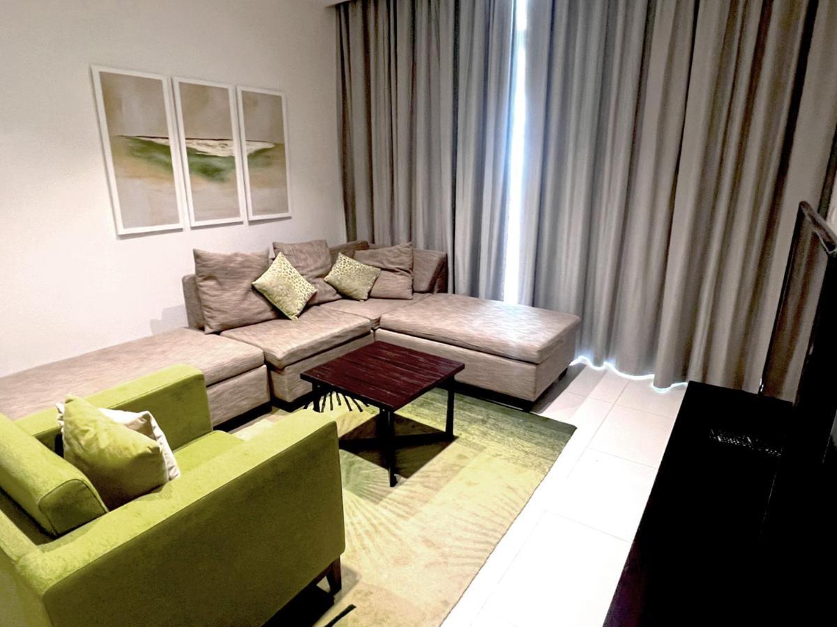 Lovely One Bedroom With World Class Amenities Apartament