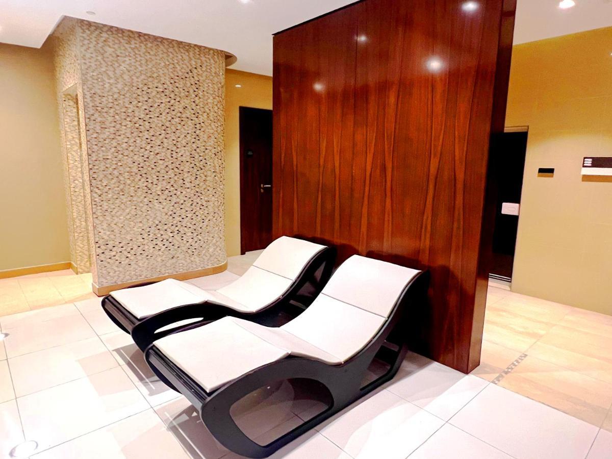Lovely One Bedroom With World Class Amenities Apartament