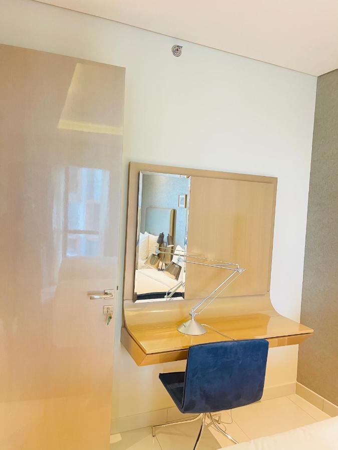 A3301 Paramount 5 Star Two Bedroom Burj Khalifa Around Appart hôtel *