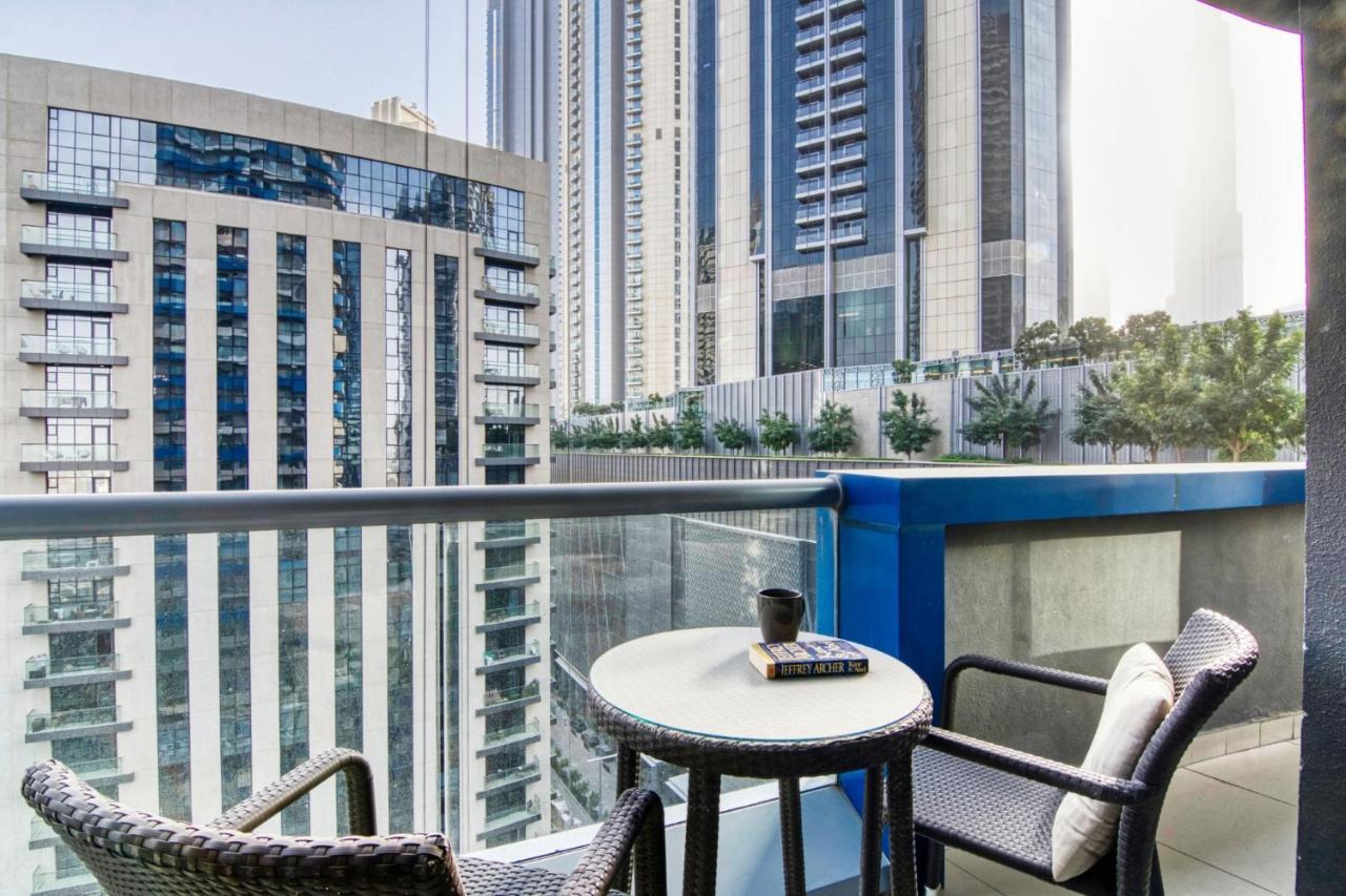 Baytik - Amazing 1 Bedroom Damac Mall Street, Downtown Appartement *