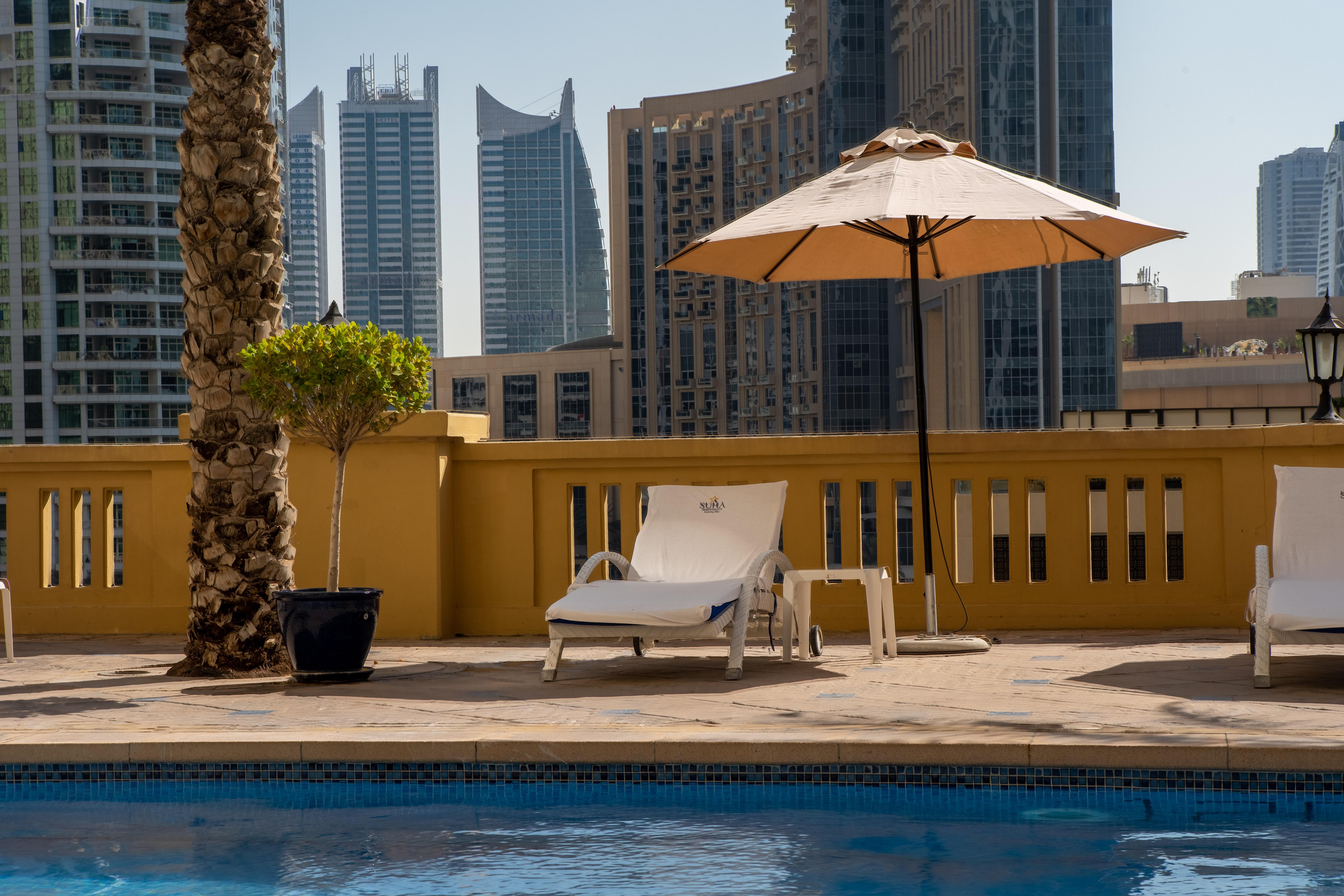 Suha Jbr