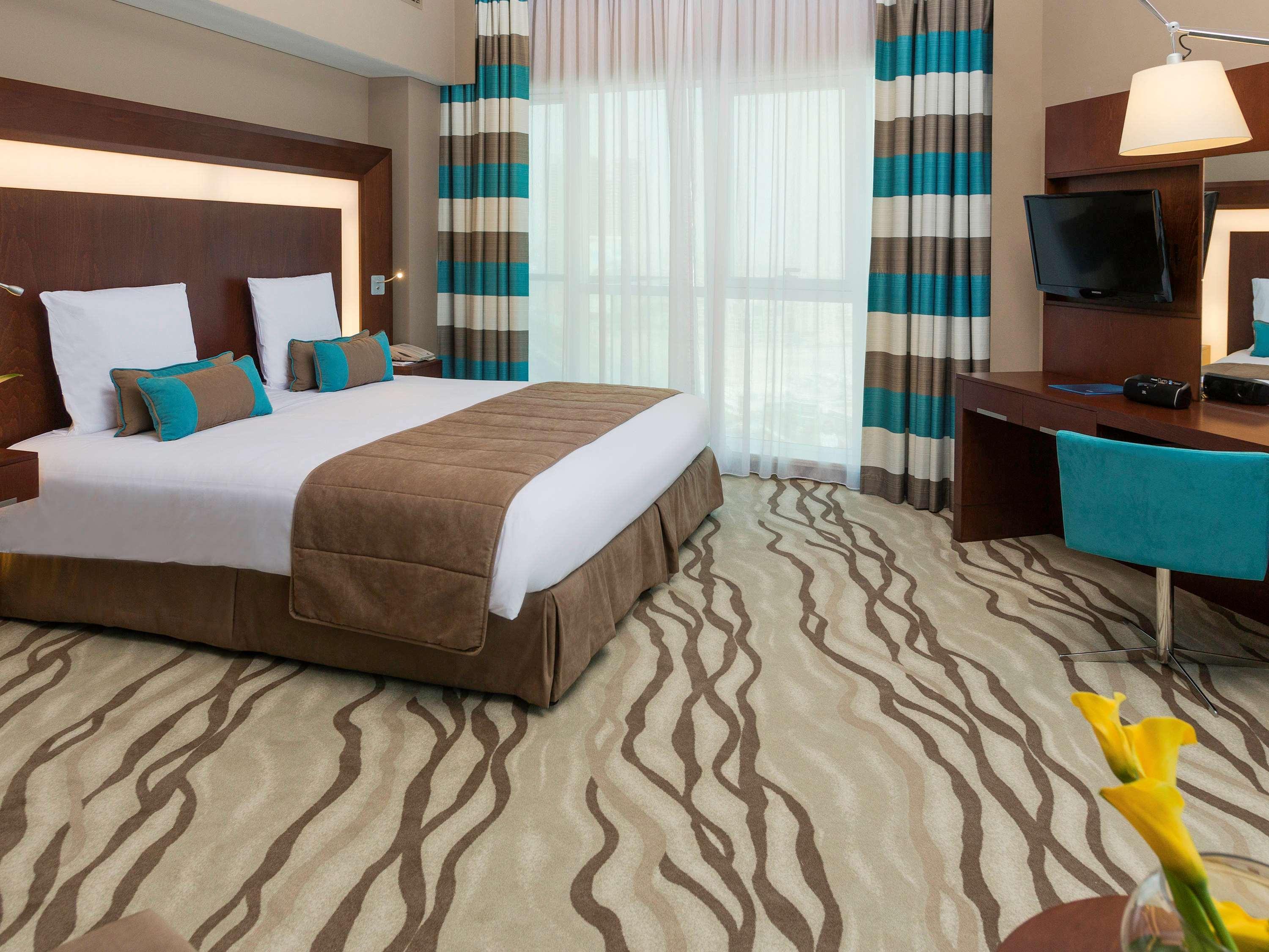 Novotel Al Barsha Dubái