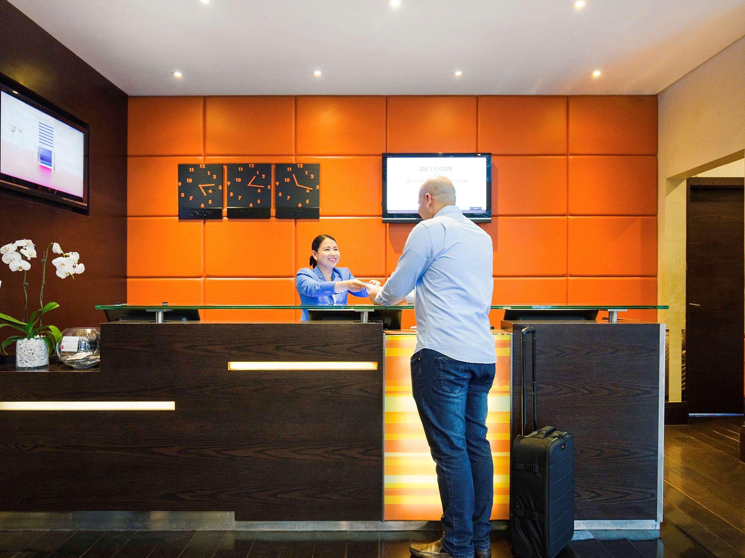 Ibis Al Rigga Hotell 3*